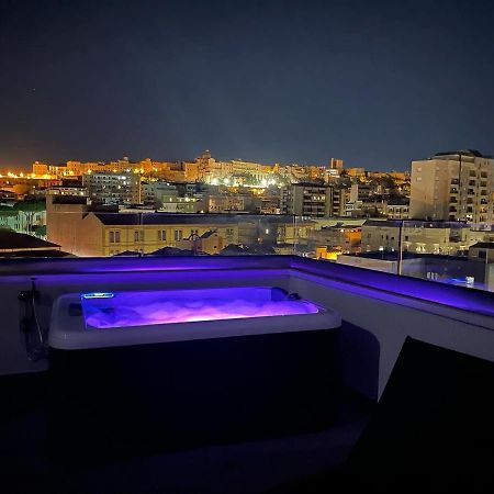 18 Dante Luxury Suites Cagliari Exteriér fotografie