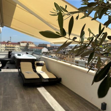 18 Dante Luxury Suites Cagliari Exteriér fotografie