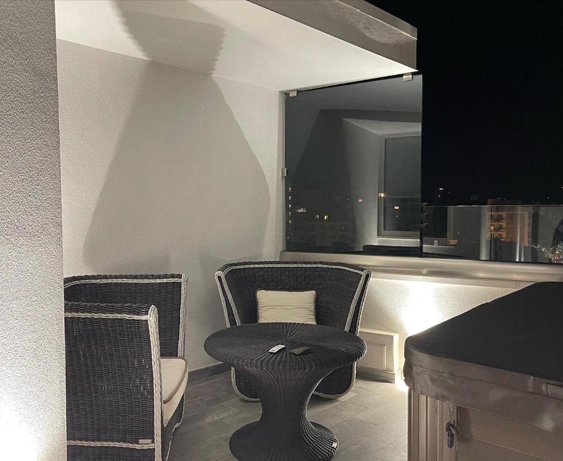 18 Dante Luxury Suites Cagliari Exteriér fotografie