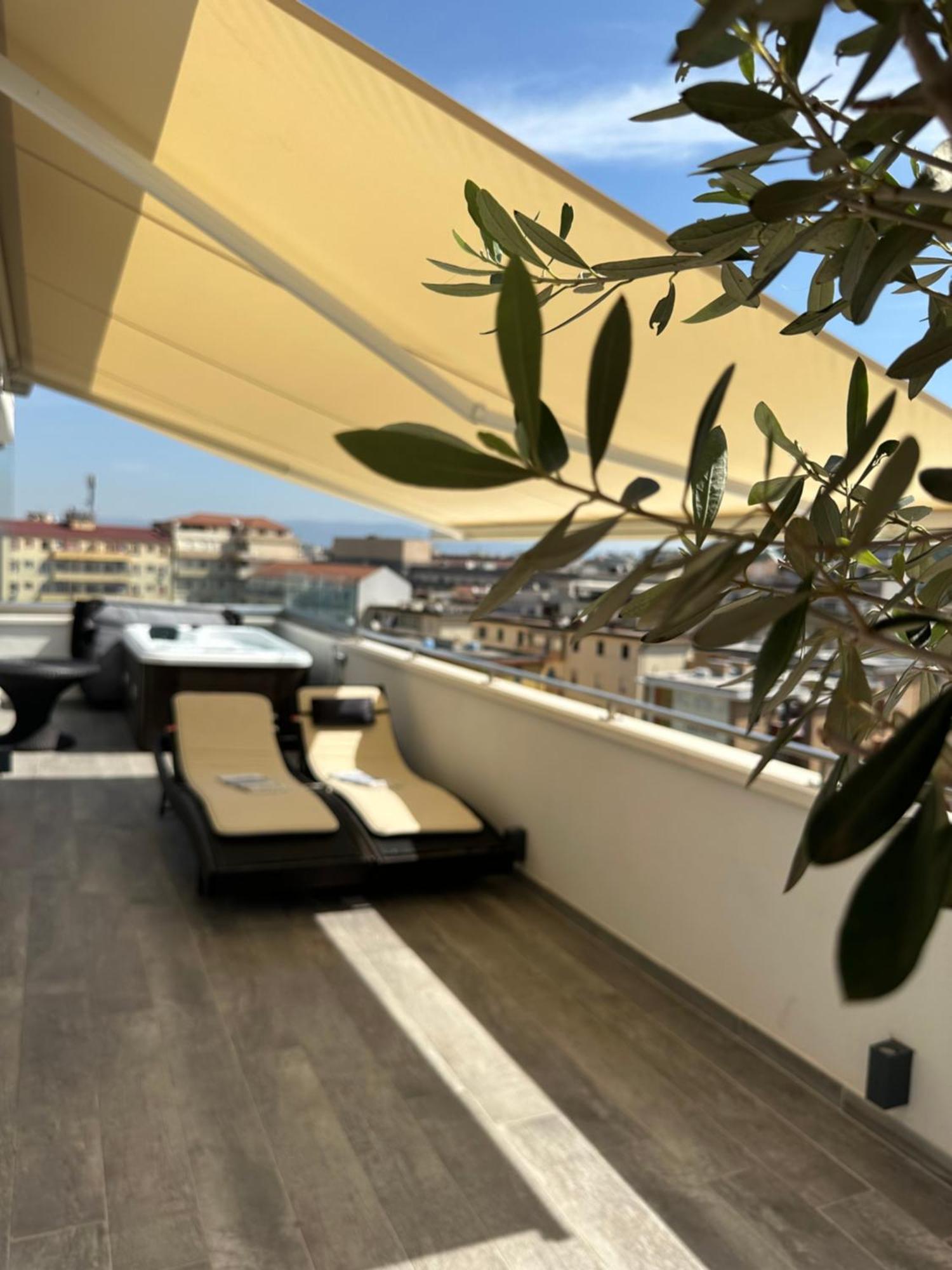 18 Dante Luxury Suites Cagliari Exteriér fotografie