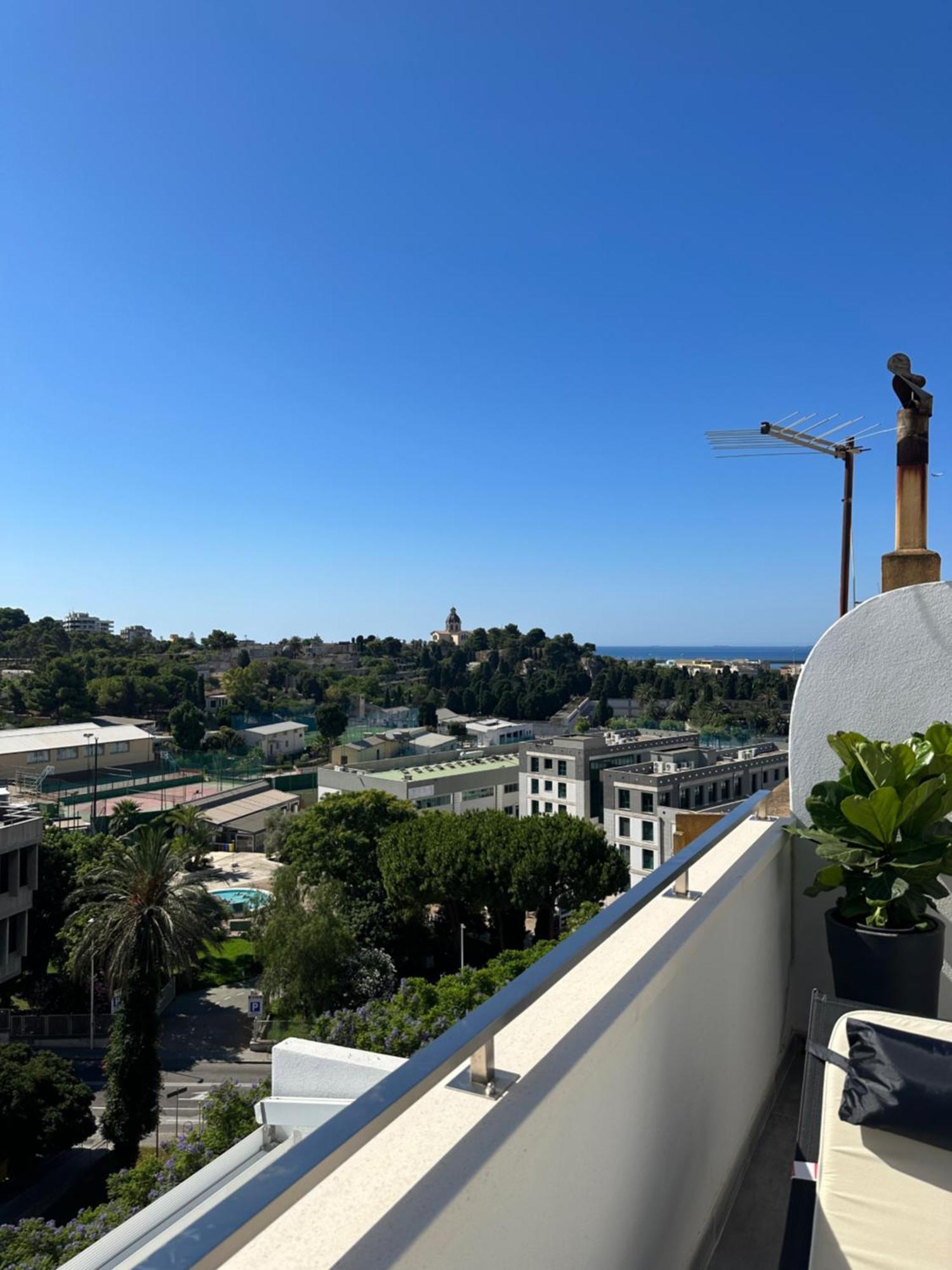 18 Dante Luxury Suites Cagliari Exteriér fotografie